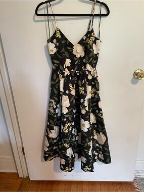 NWT Old Navy Floral V-Neck Spaghetti Strap Midi Dress in Black and Cream SMALL